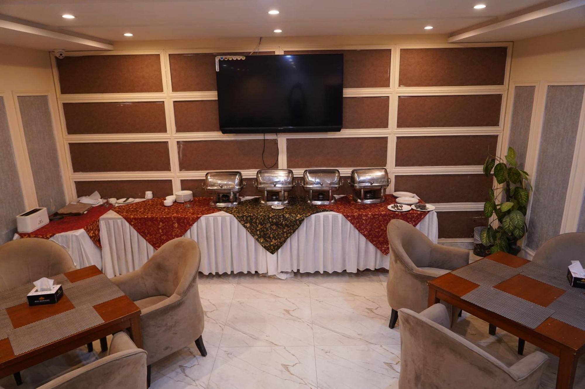 מולטאן Hotel Avalon Suites מראה חיצוני תמונה