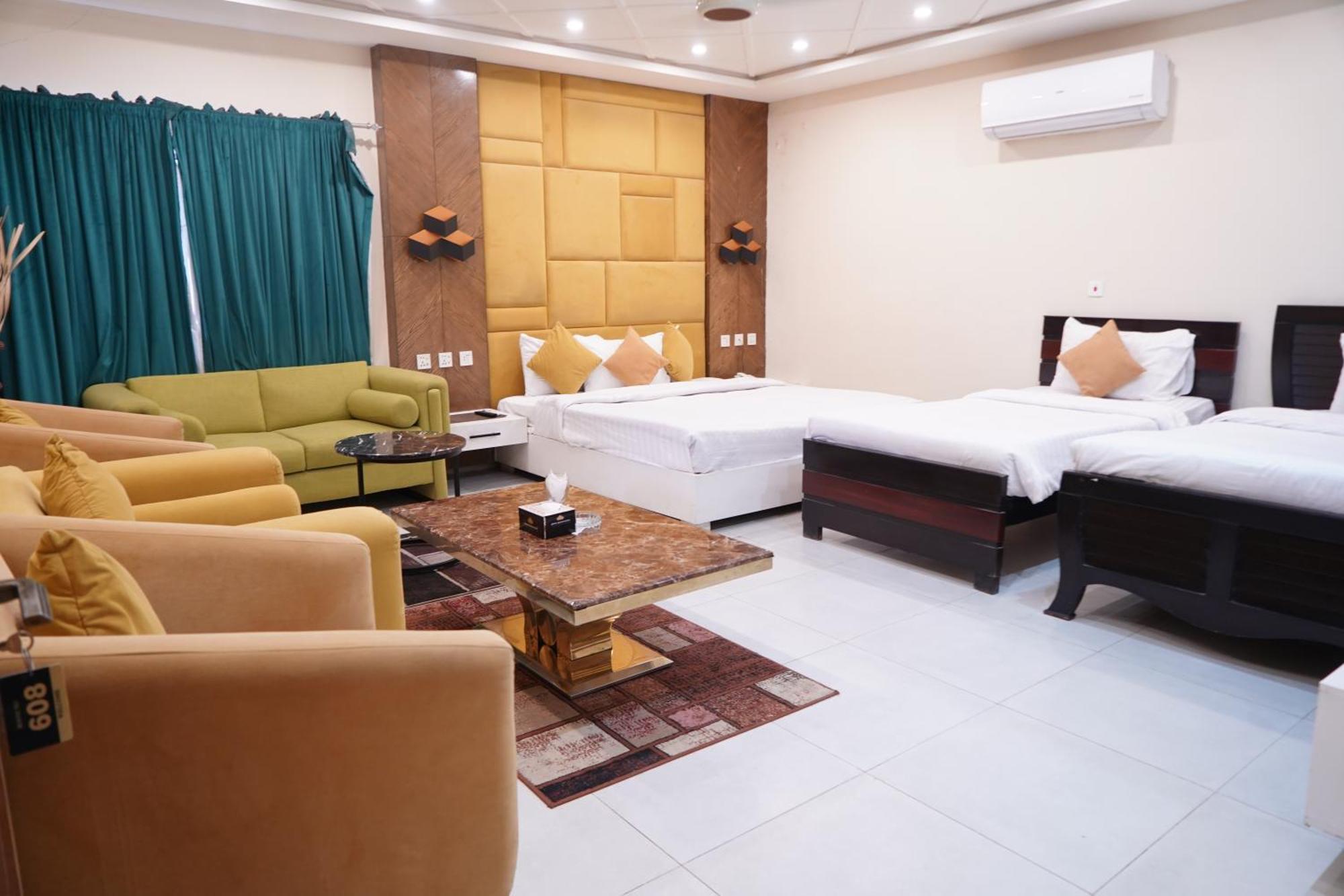 מולטאן Hotel Avalon Suites מראה חיצוני תמונה