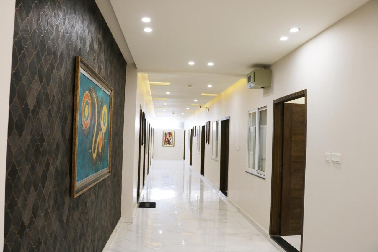 מולטאן Hotel Avalon Suites מראה חיצוני תמונה