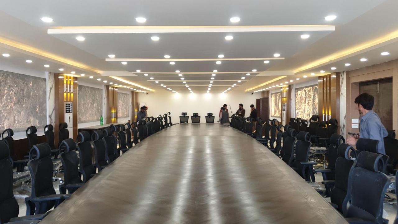 מולטאן Hotel Avalon Suites מראה חיצוני תמונה